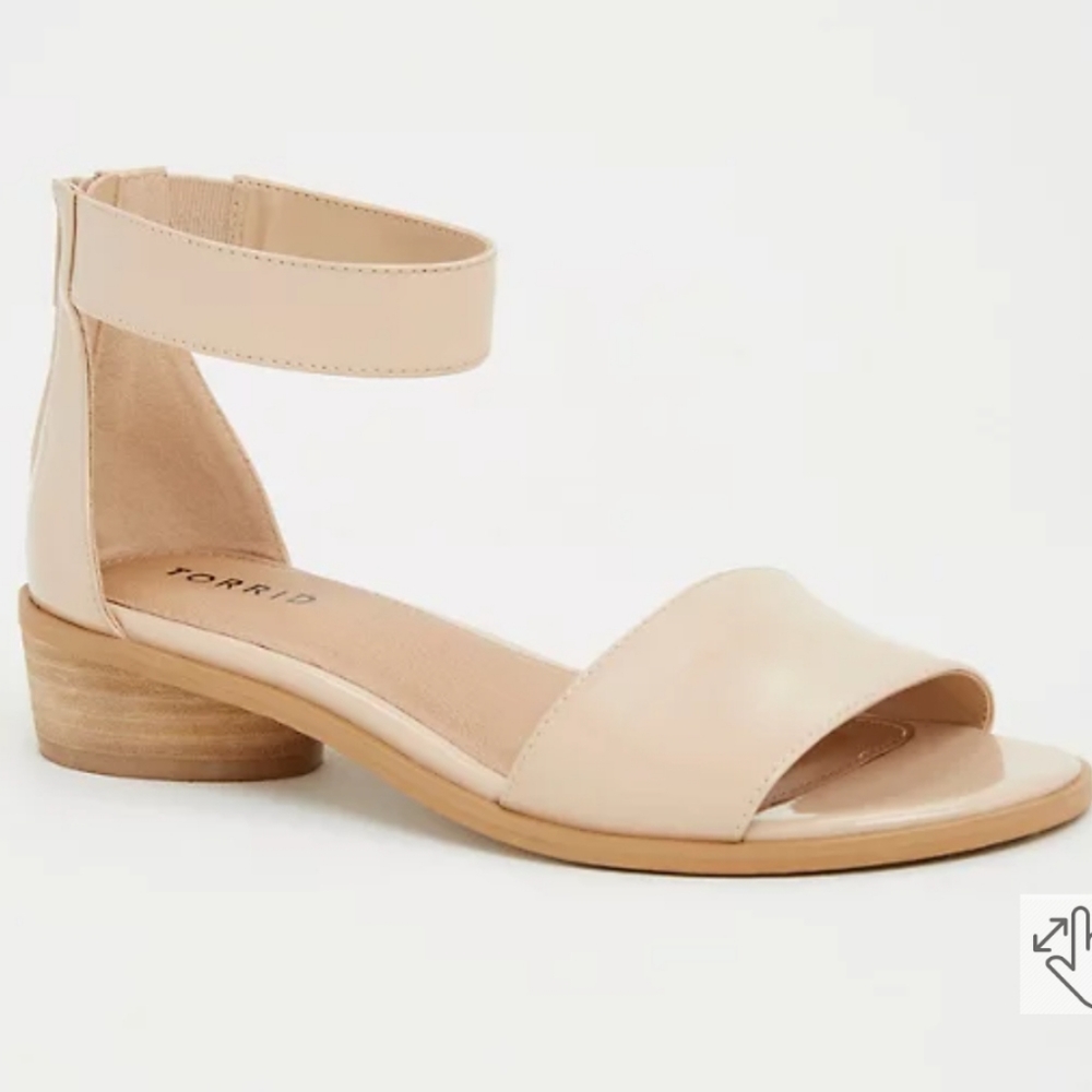 Faux leather nude mini heels.